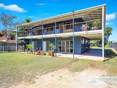 104 Esplanade, Woodgate