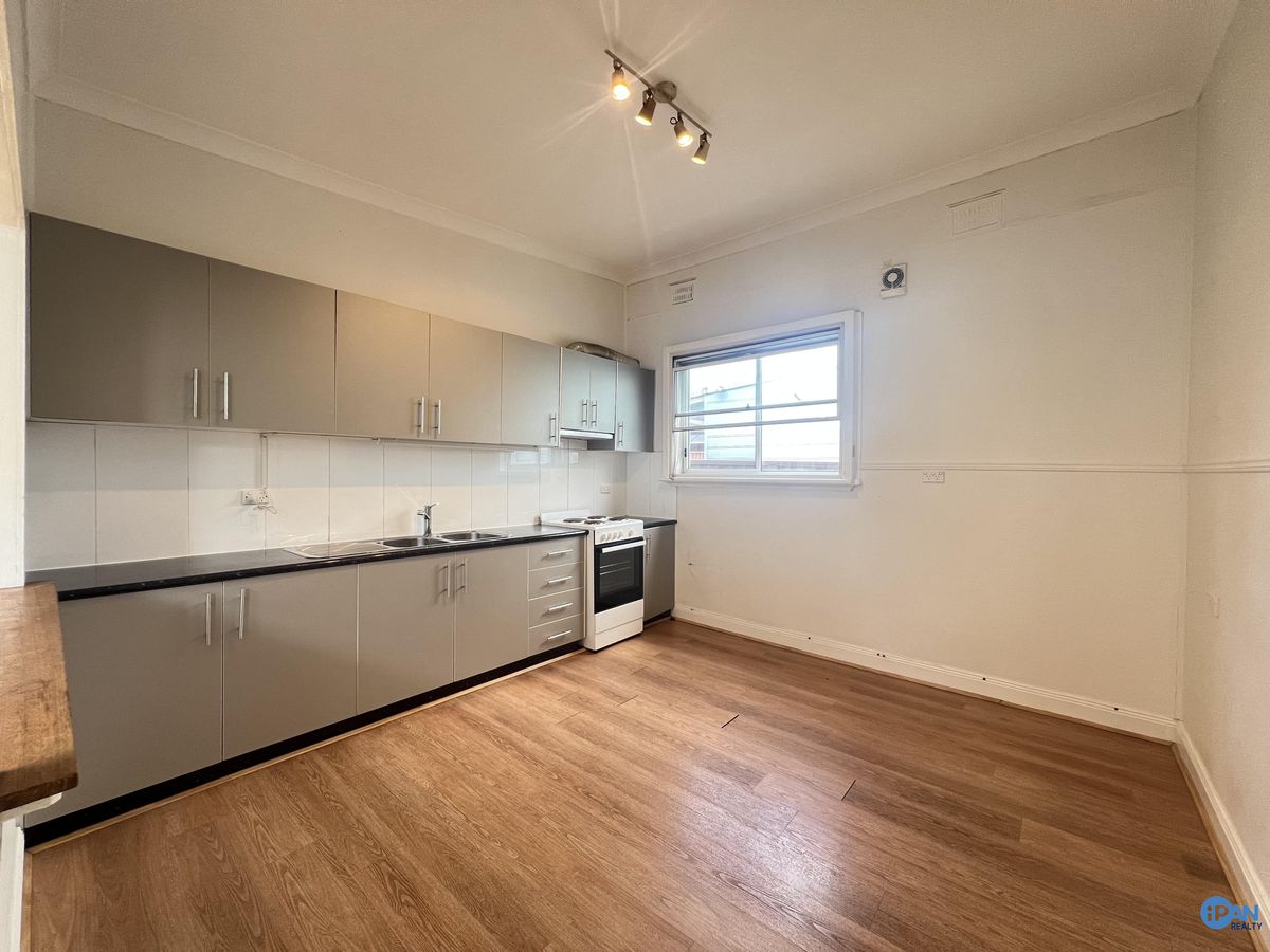 5 McBurney Avenue, Mascot