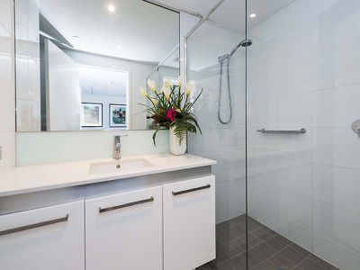 1406 / 30 The Circus, Burswood