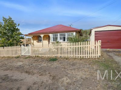 23 Glebe Road, New Norfolk