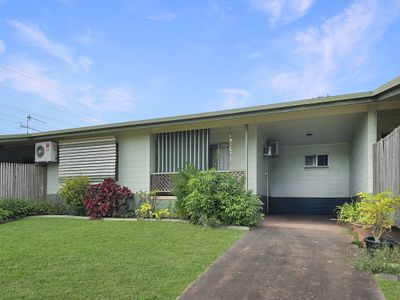 5 / 23 Tower Avenue, Atherton