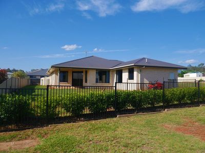 47 Hillview Parade, Kingaroy
