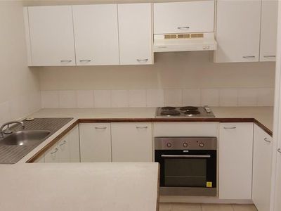 5 / 11 Smith Road, Woodridge