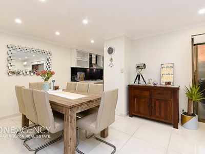 9 / 2 Kirkland Avenue, Coorparoo