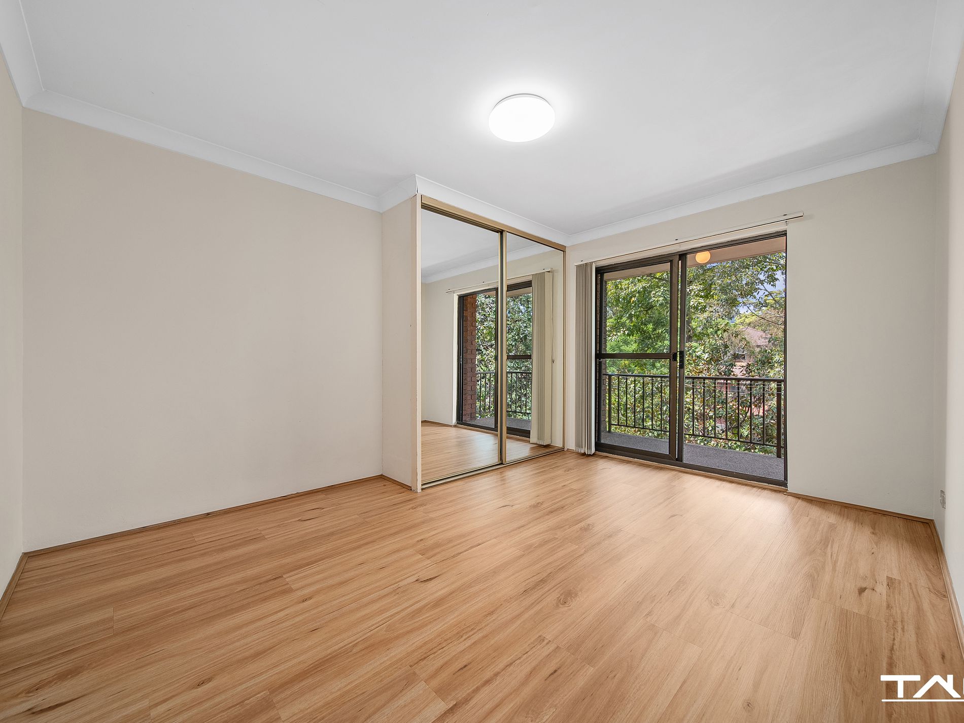 4/16 Railway Parade, Westmead