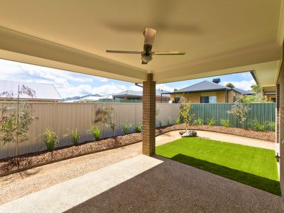 5 WEATHERS PLACE, Wodonga