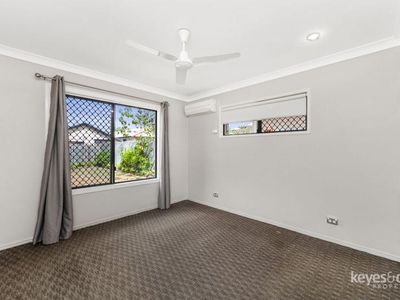 32 Riverbend Drive, Douglas