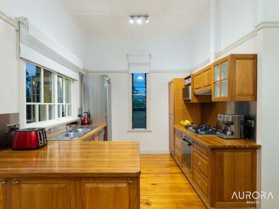 28 Baldwin Street, Bulimba