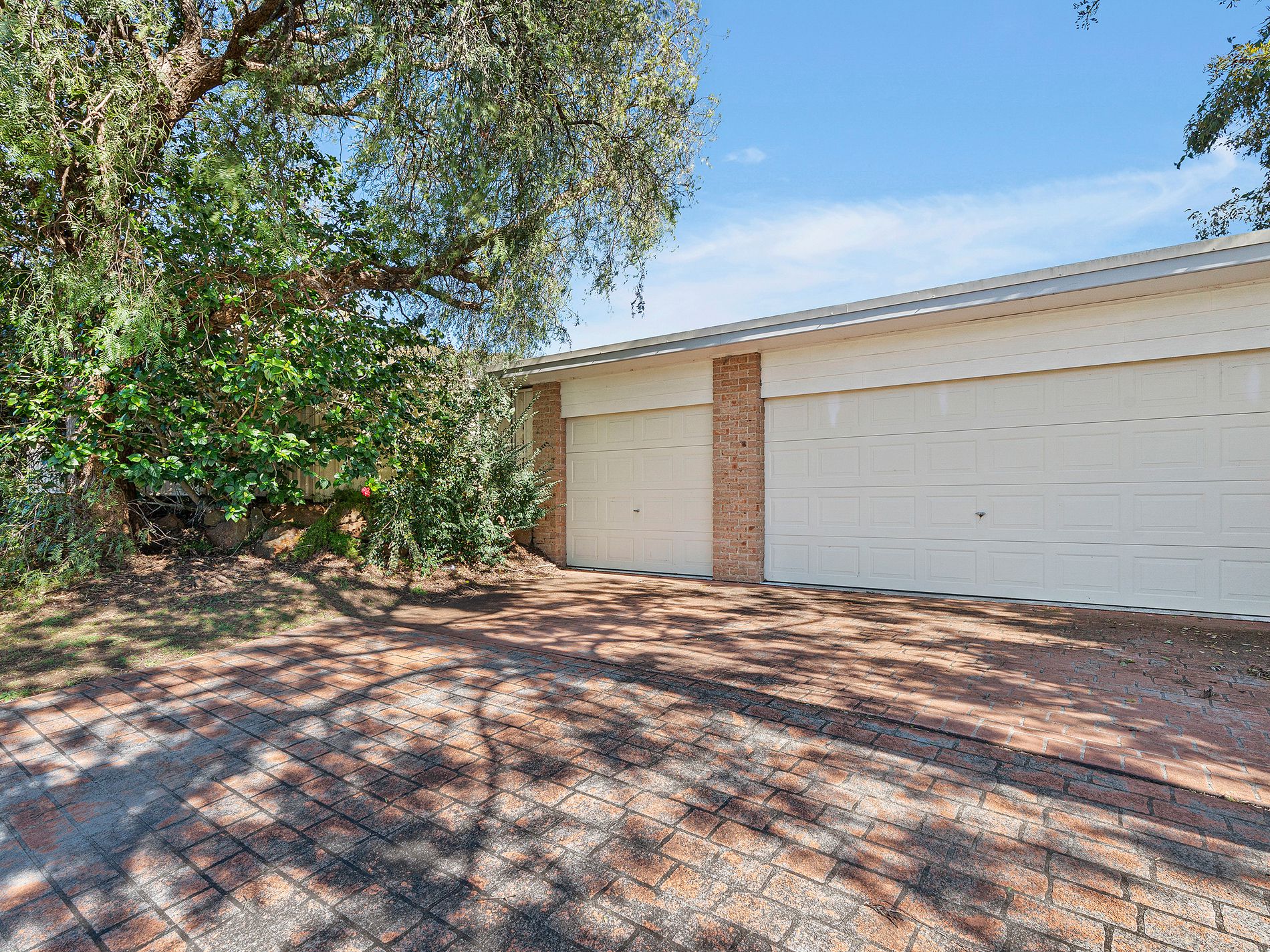 2 Paruna Place, North Nowra