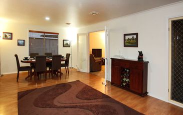 21 Janet Bowman, Beaconsfield