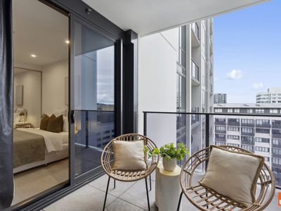 1201 / 49 Furzer Street, Phillip