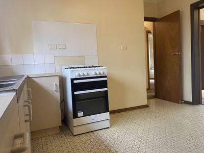 3 / 13 Lewis Street, West Footscray