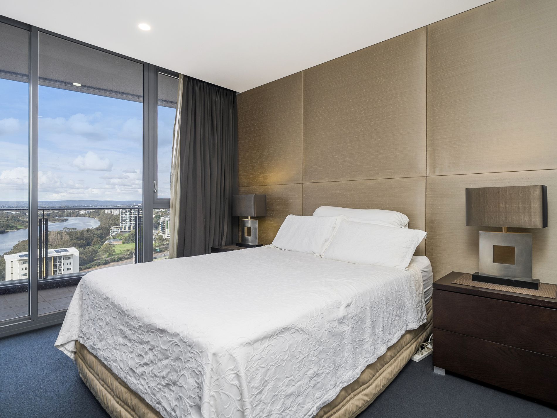 1908 / 96 Bow River Crescent, Burswood