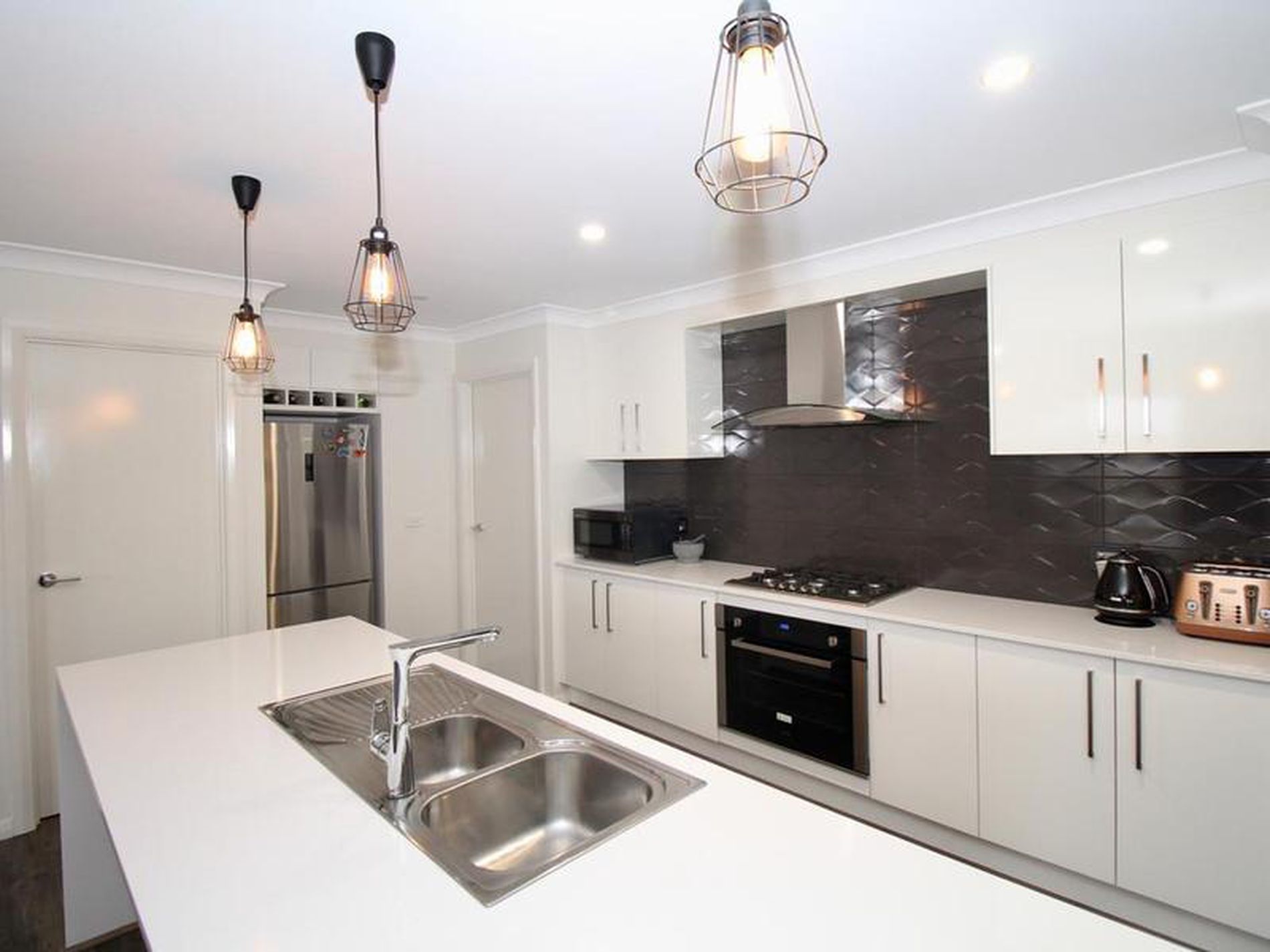 73 Graham Drive, Kelso