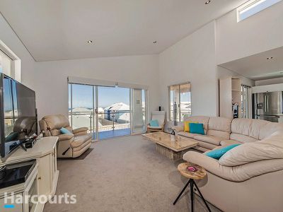 5 Seaside Avenue, Yanchep