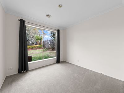 9 Sirens Place, Hallam