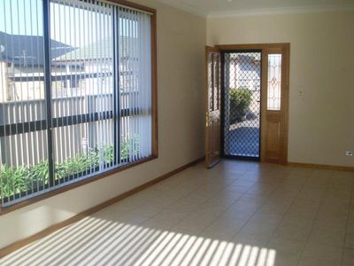 10B Guest Avenue, Fairy Meadow