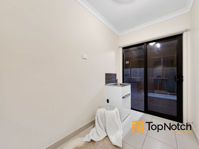 18 Sanctum Circuit, Doreen