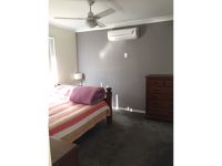 12 Dart Pl, Parkinson