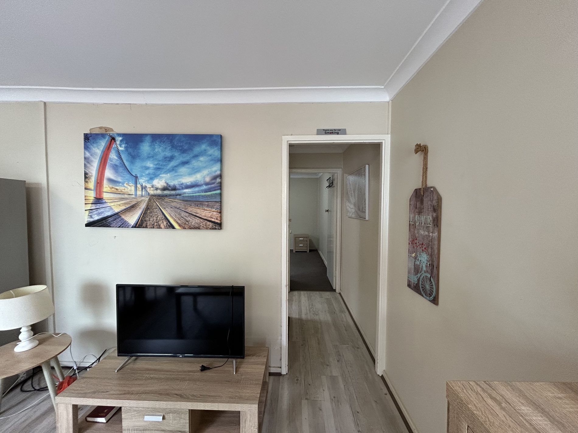6 / 4 Mosbri Crescent, The Hill