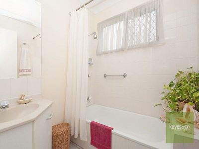 28 Louis Street, Deeragun