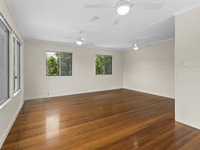 54 Falkirk Street, Stafford Heights