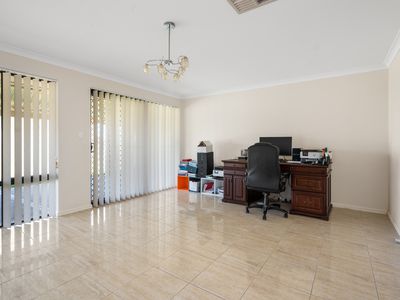 27 Riseberry Way, Somerville