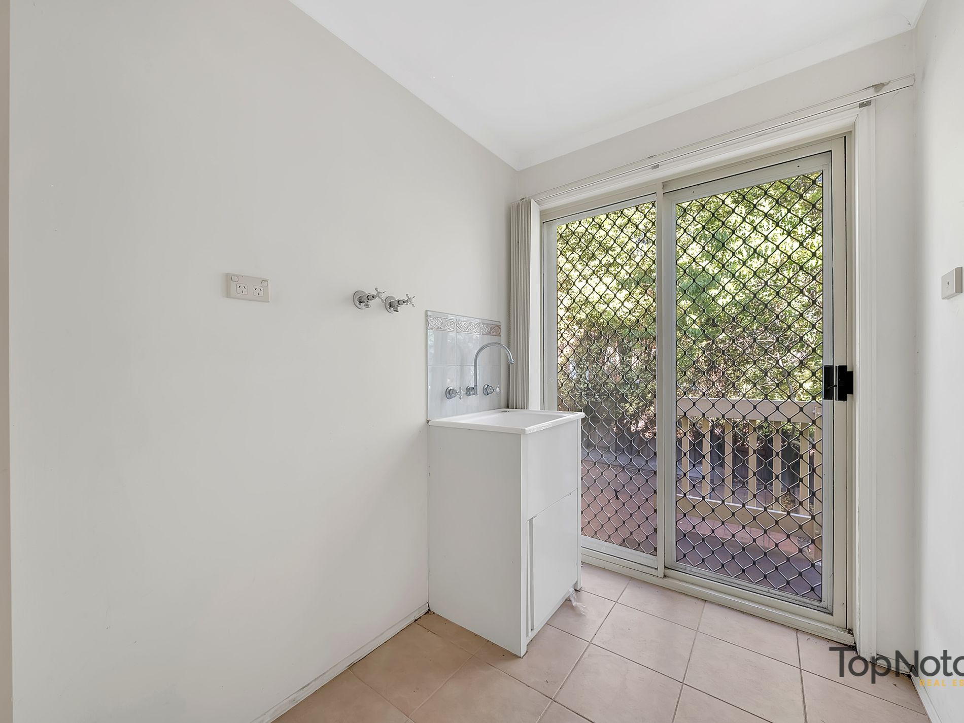 8 Bradman Terrace, Epping