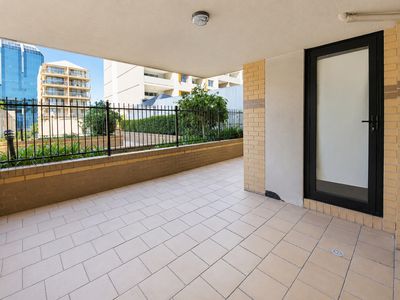 30 / 2 French Avenue, Bankstown
