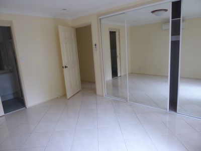 8 Horningsea Park Drive, Horningsea Park
