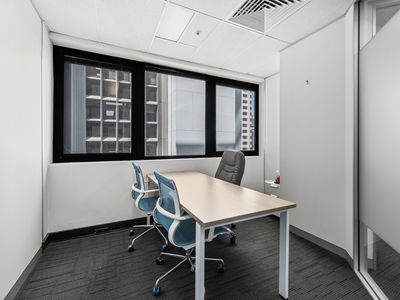 32 / 97 Creek Street, Brisbane City