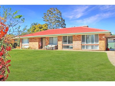 15 GALLEN Avenue, Gunnedah