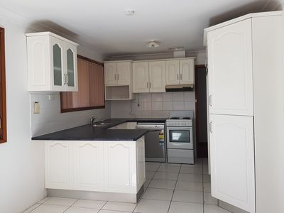 4 Winter Avenue, Mount Warrigal