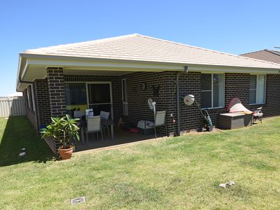 63  Champagne Drive, Dubbo