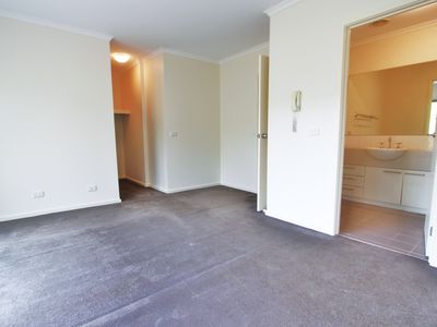 15 / 3 Keylana Boulevard, Mount Waverley