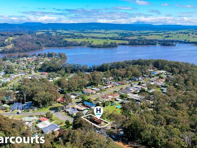 89 Kings Point Drive, Kings Point