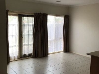 11 Hickory Drive, Narre Warren South