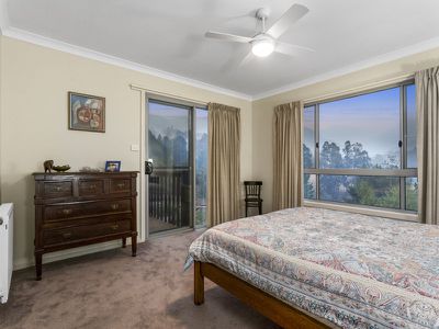 101 Bennetts Road, Mountain River