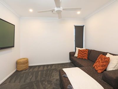 2 Yilleen Court, Mooloolaba