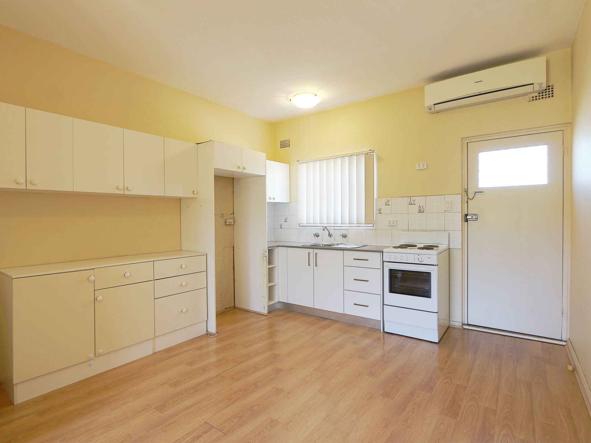 1 / 64 Railway Street, Rockdale