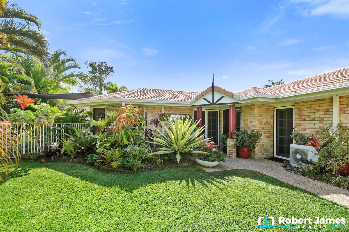6 Hoylake Court, Tewantin