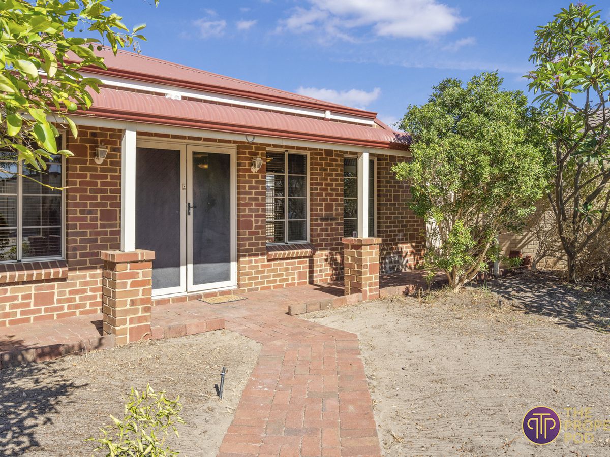 12 Waterlily Close, Huntingdale