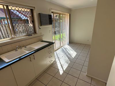 9 / 3 ROSEGUM PLACE, Redbank Plains