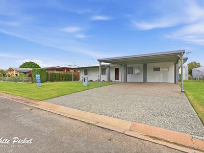 15 Thomas Street, West Mackay