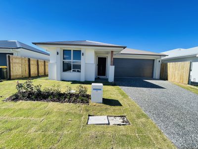 21 Randolph Boulevard, Morayfield