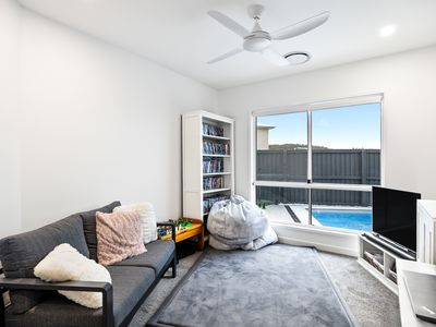 13 Barossa Street, Banya
