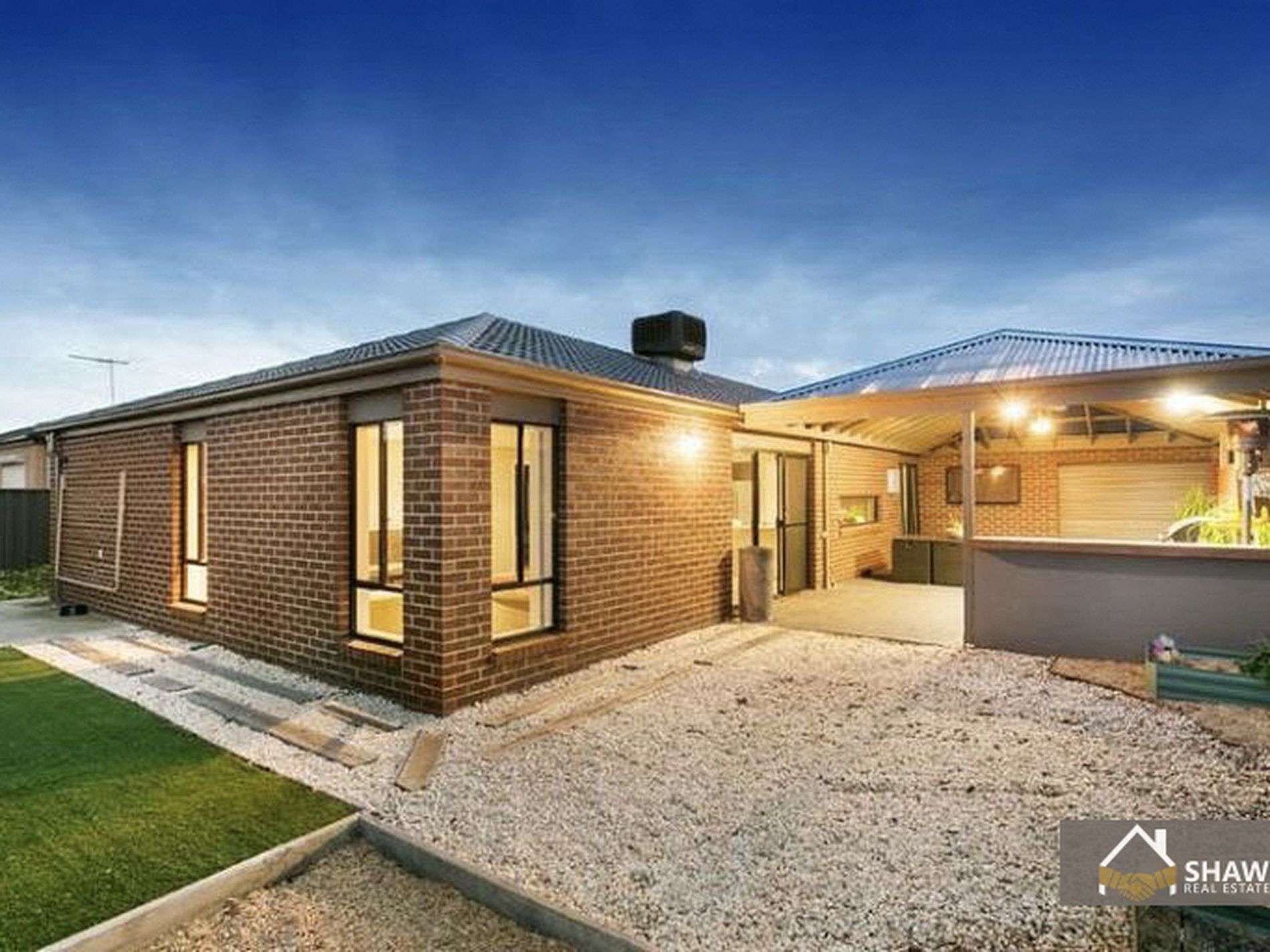 6 Field Street, Manor Lakes