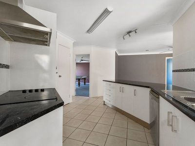 12 Comona Court, Wulkuraka