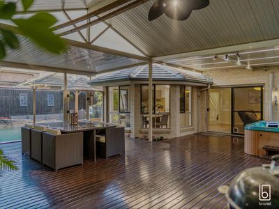 15 Lily Lane, Woongarrah