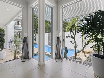 22 Lakeside Drive, Peregian Springs